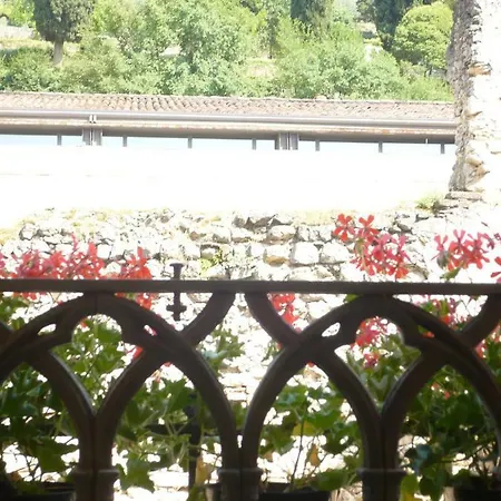 Loft Old Town Apartman Soave